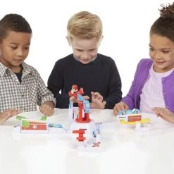 Hasbro Stef Stuntpiloot - Bordspel 18 Hasbro Stef Stuntpiloot - Bordspel -Kinderspellen Verkoopwinkel 550x390