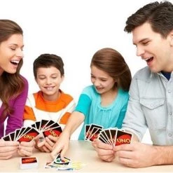 Hasbro Spellenbundel - 2 Stuks - Wie Is Het & Uno 19 Hasbro Spellenbundel - 2 Stuks - Wie Is Het & Uno -Kinderspellen Verkoopwinkel 550x392 4