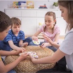 Hasbro Spellenbundel - 3 Stuks - Dobble Classic & Skip-Bo & Stef Stuntpiloot 16 Hasbro Spellenbundel - 3 Stuks - Dobble Classic & Skip-Bo & Stef Stuntpiloot -Kinderspellen Verkoopwinkel 550x411 15