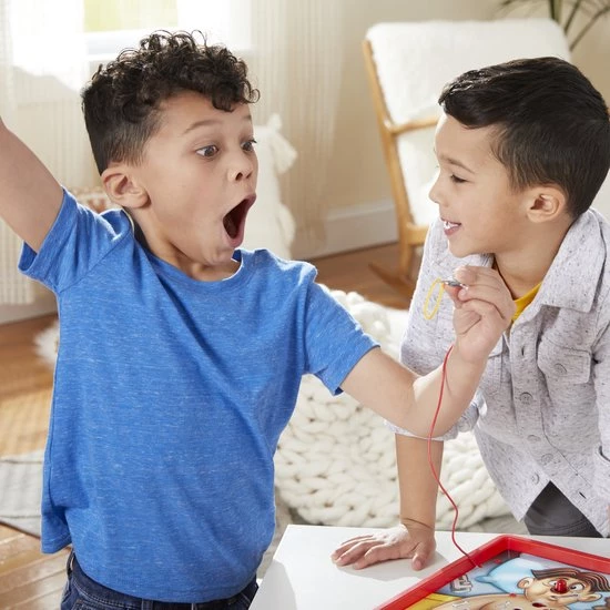 Hasbro Gaming Dokter Bibber - Kinderspel 17 Hasbro Gaming Dokter Bibber - Kinderspel - Afbeelding 15