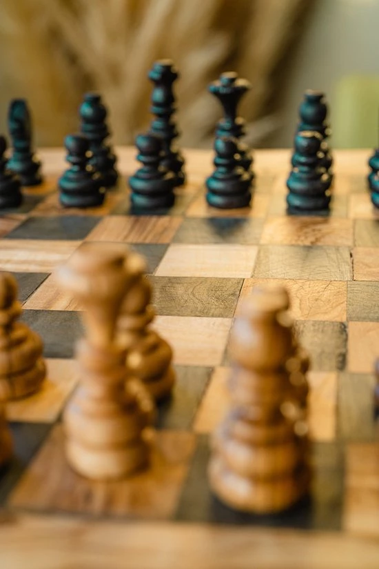 Olijfolie & Honing Houten Schaakspel, Olijfhout Bordspel 4 Olijfolie & Honing Houten Schaakspel, Olijfhout Bordspel - Afbeelding 2